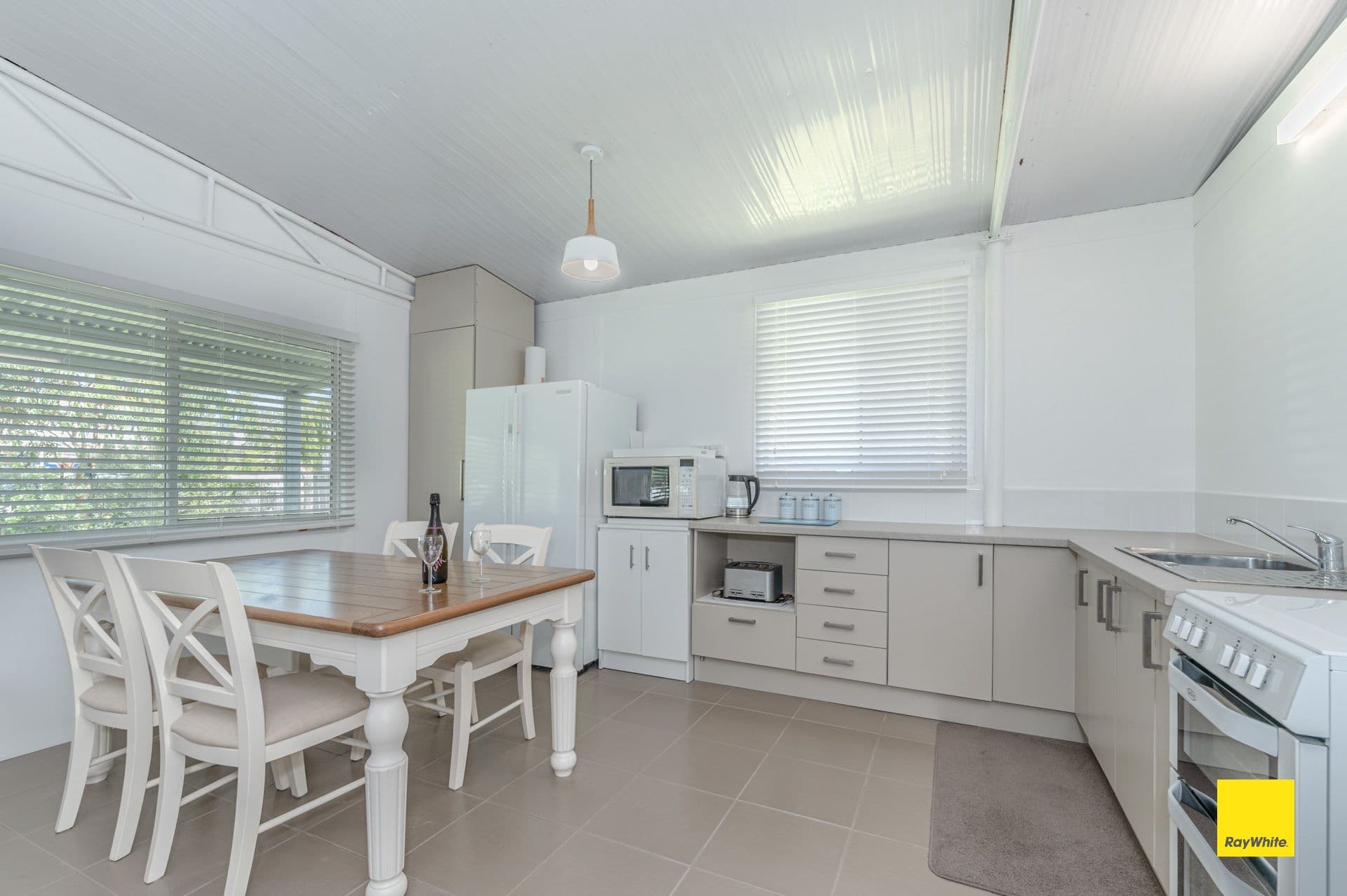 93 Gingin Road, Lancelin WA 6044, Lancelin - Thumbnail 5