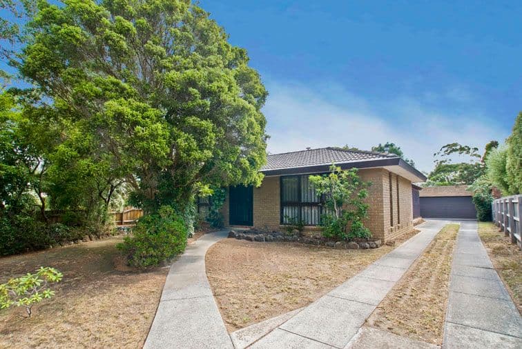 19 Thornley Close, FERNTREE GULLY VIC 3156, Ferntree Gully - Image 1