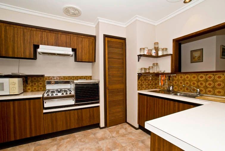 19 Thornley Close, FERNTREE GULLY VIC 3156, Ferntree Gully - Thumbnail 3