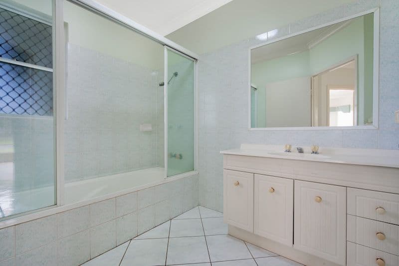 1 Barcoo Close, BENTLEY PARK QLD 4869, Bentley Park - Thumbnail 7
