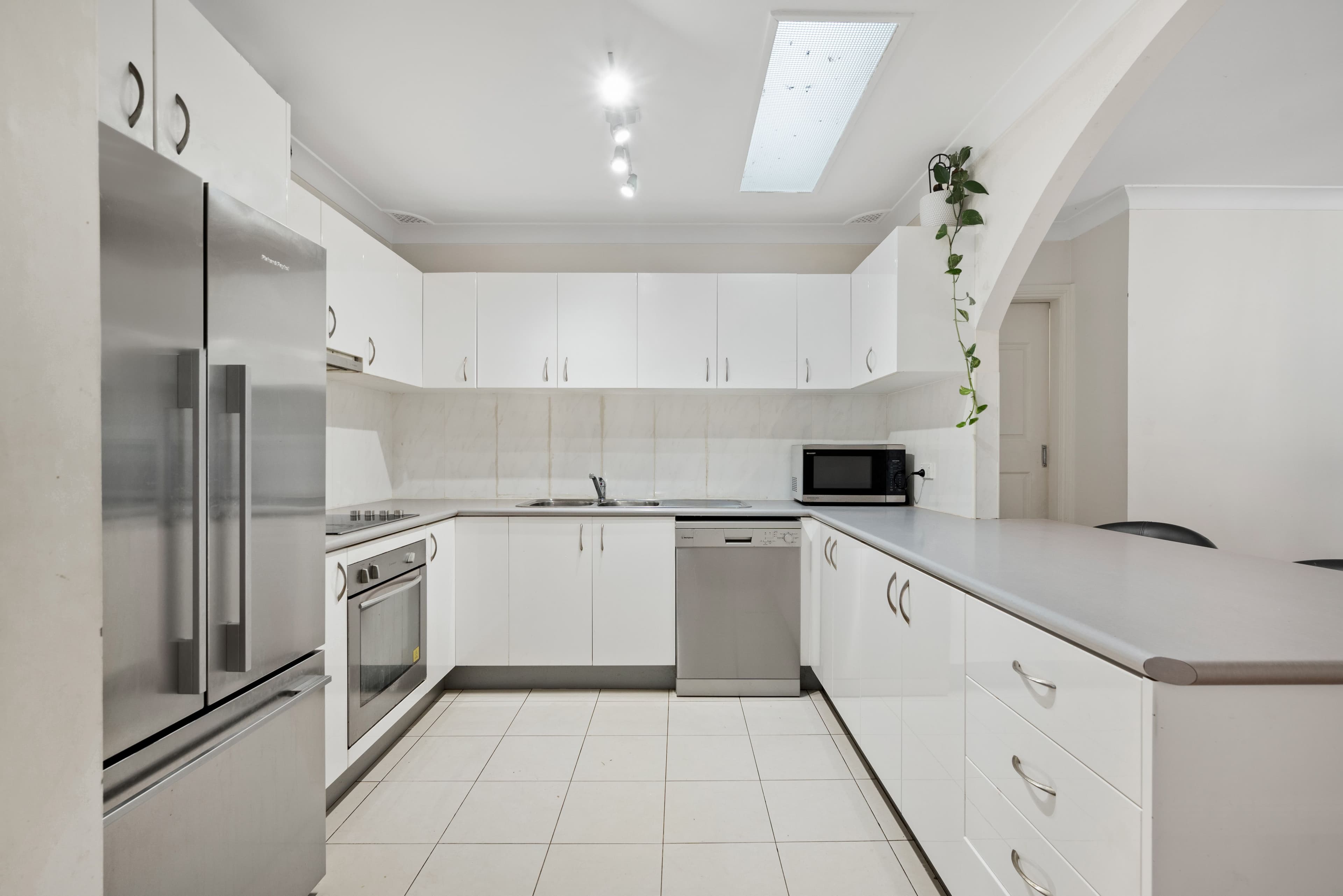 34 Fern Avenue, Bradbury NSW 2560, Bradbury - Thumbnail 2