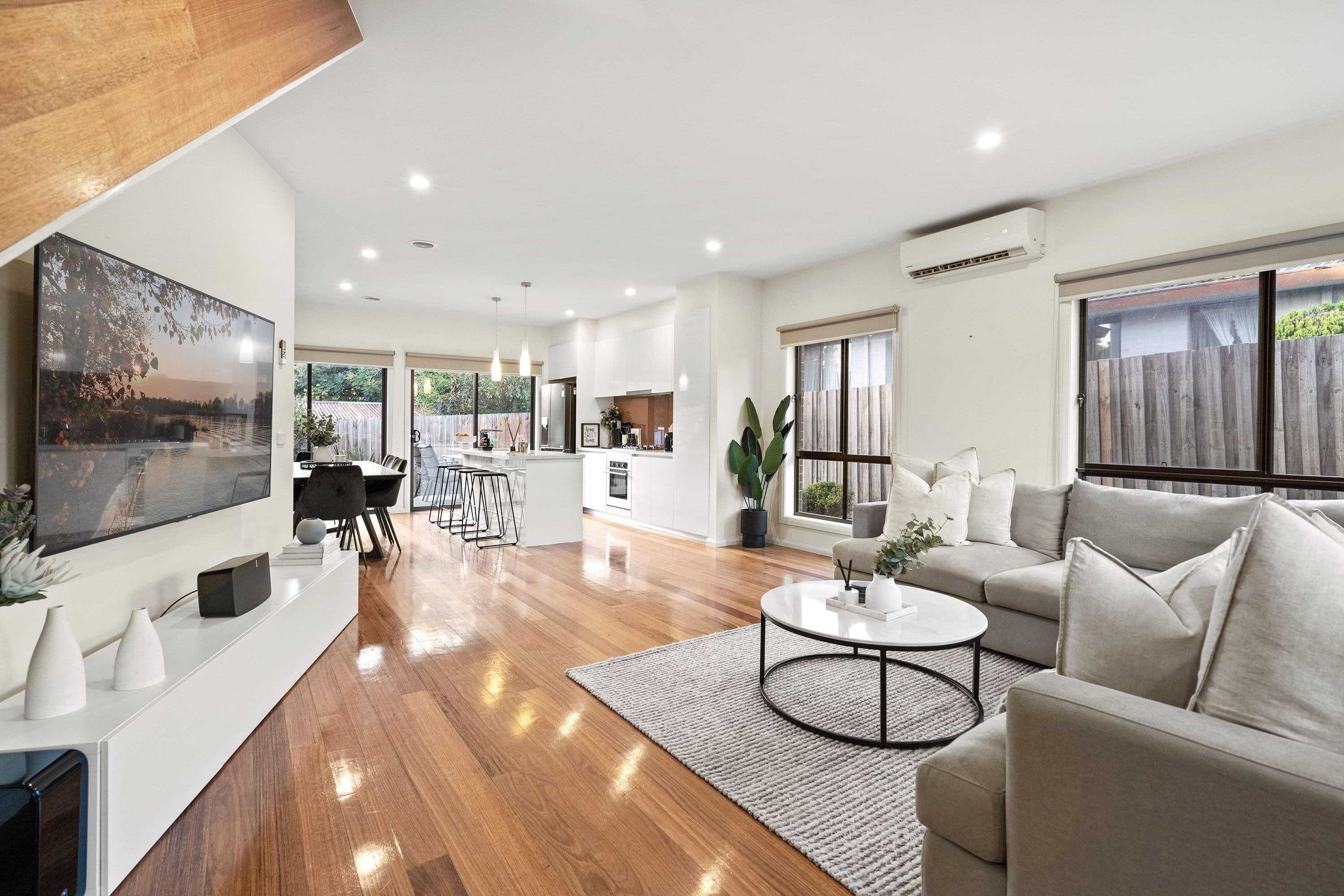 54 Deschamp Crescent, Rowville VIC 3178, Rowville - Thumbnail 3