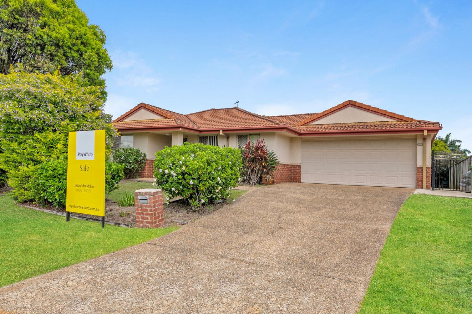 33 Saint Stephens Drive, Upper Coomera QLD 4209, Upper Coomera - Thumbnail 4
