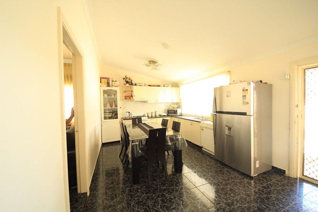 26 CORNELIA Street, WILEY PARK NSW 2195, Wiley Park - Thumbnail 6