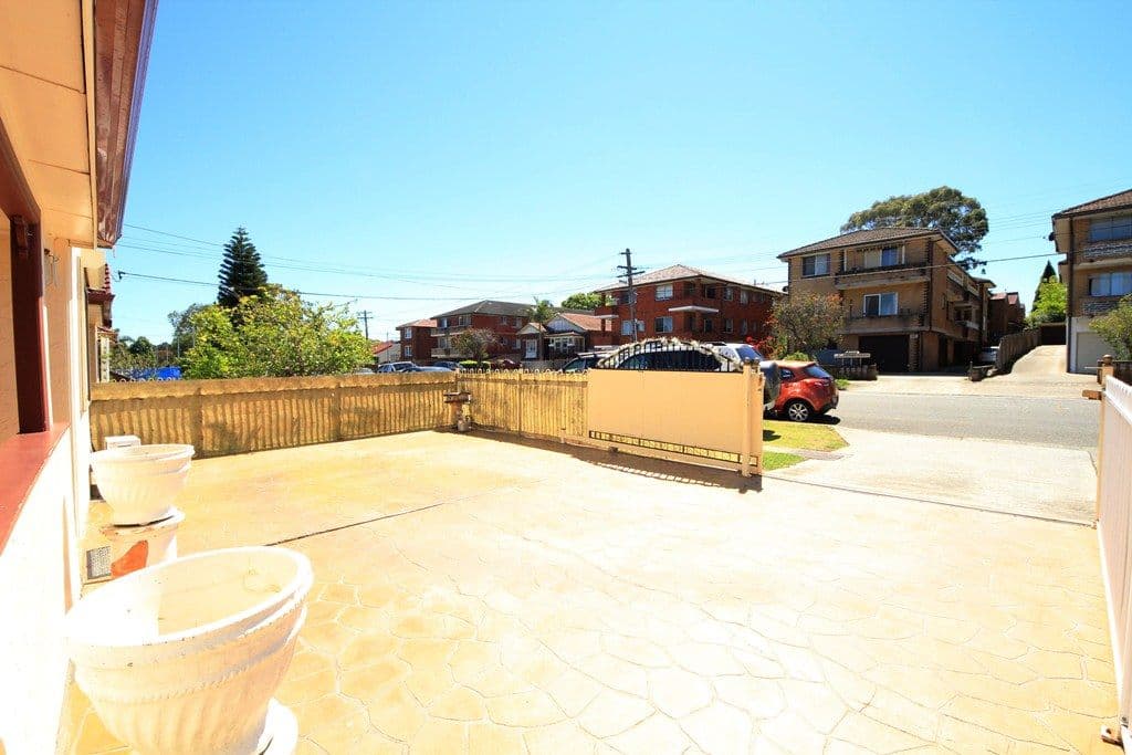 26 CORNELIA Street, WILEY PARK NSW 2195, Wiley Park - Thumbnail 8