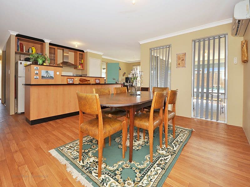 15 Carwell Avenue, ELLENBROOK WA 6069, Ellenbrook - Thumbnail 4