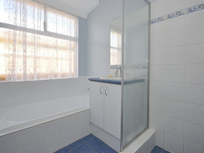 15 Carwell Avenue, ELLENBROOK WA 6069, Ellenbrook - Thumbnail 8