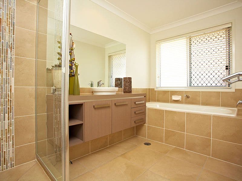 11  Terraldon Circuit, WAKERLEY QLD 4154, Wakerley - Thumbnail 6
