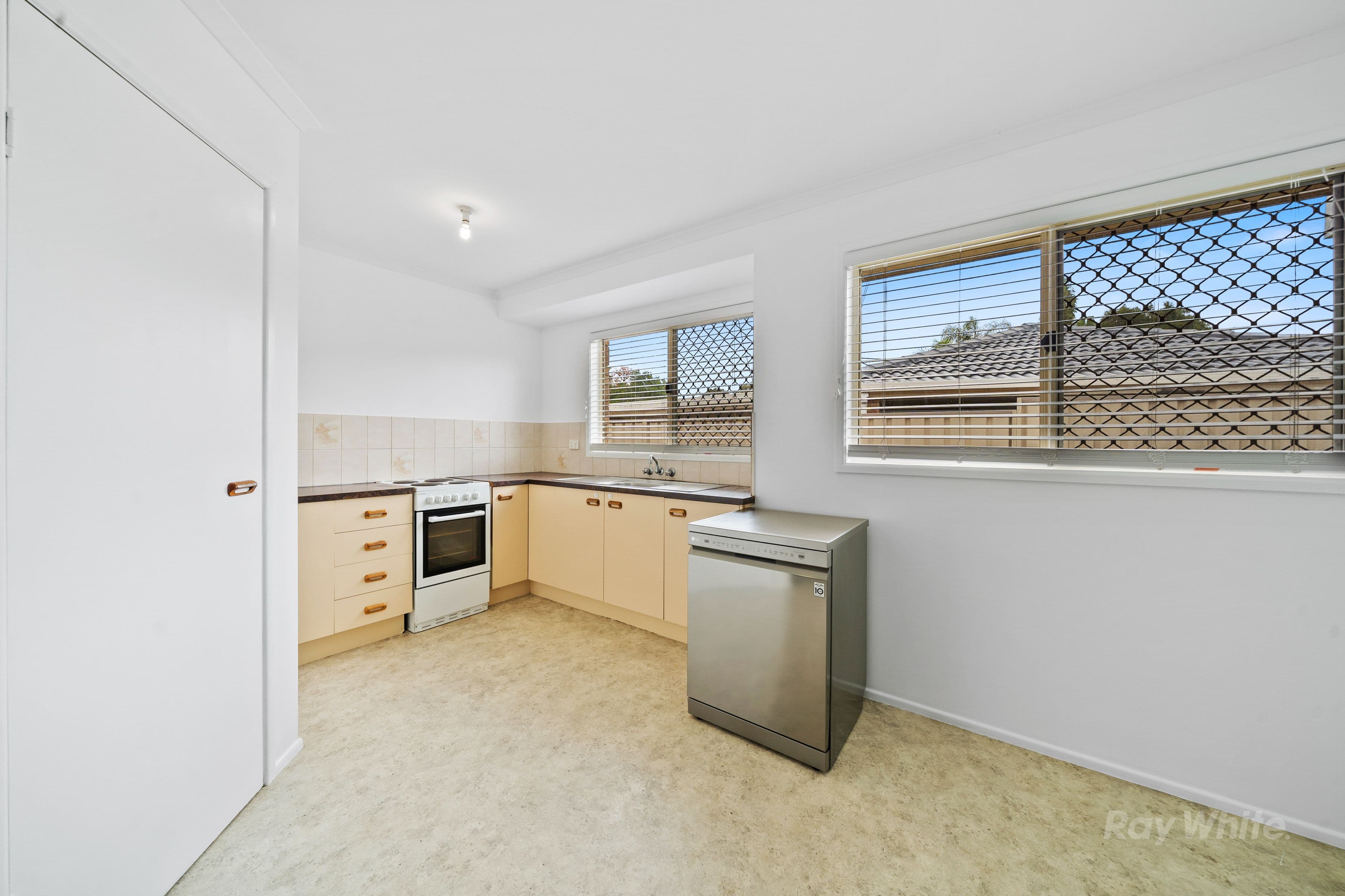 7 Mortlake Crescent, Boronia Heights QLD 4124, Boronia Heights - Thumbnail 7