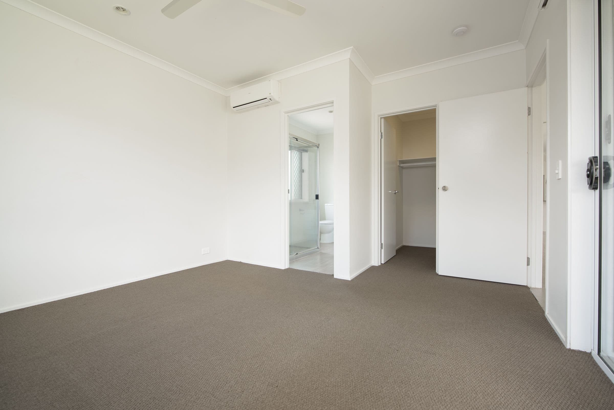 4 Koolivoo Parade, Boyne Island QLD 4680, Boyne Island - Thumbnail 8