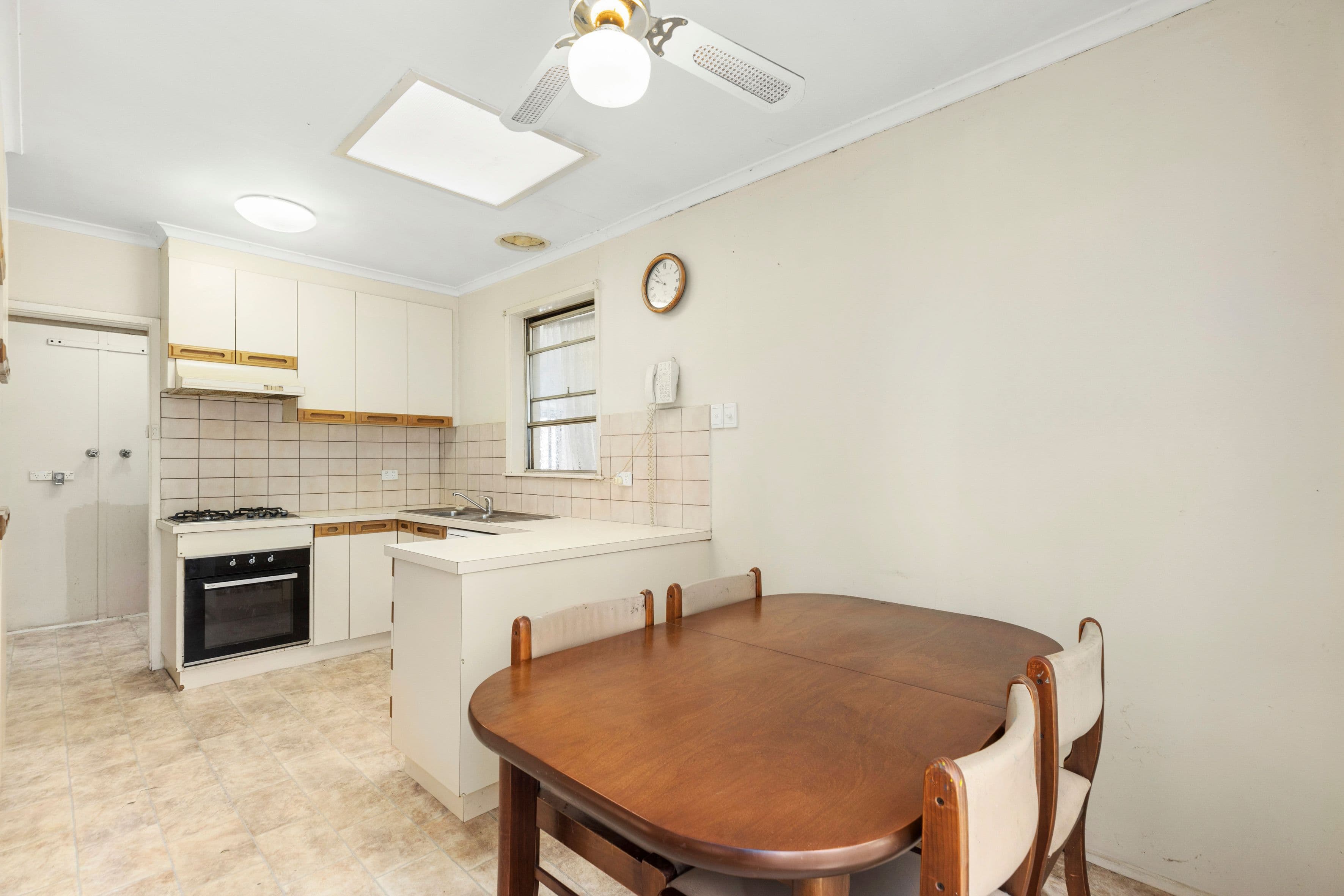 21 Smeaton Avenue, Dallas VIC 3047, Dallas - Thumbnail 5