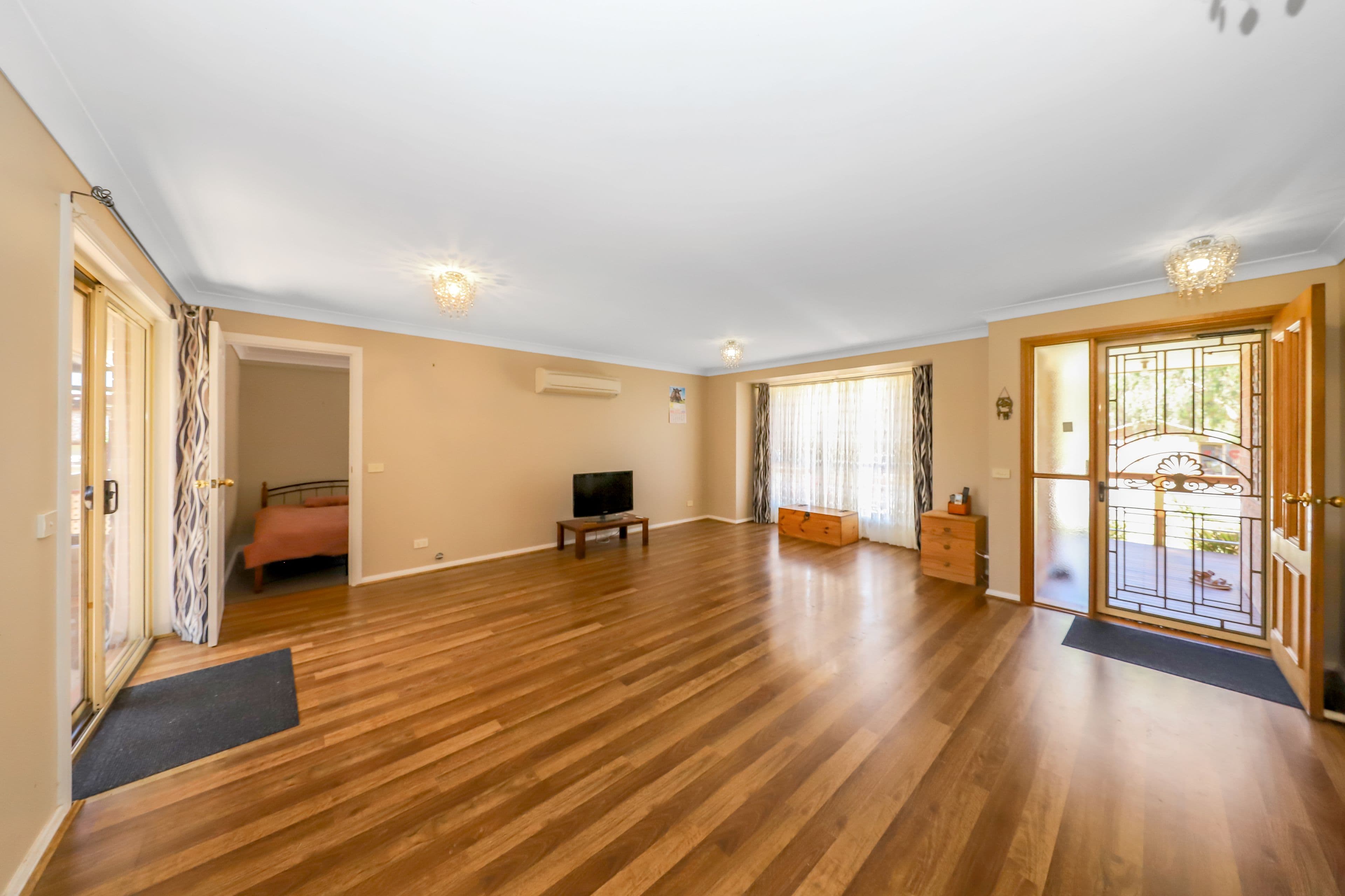 16 Harris Street, Tumut NSW 2720, Tumut - Thumbnail 2