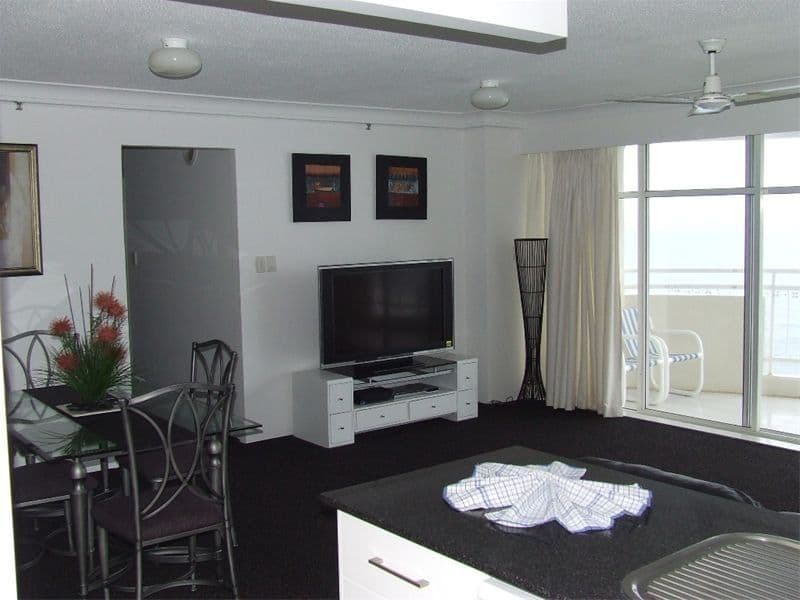 BURLEIGH HEADS QLD 4220, Burleigh Heads - Image 1
