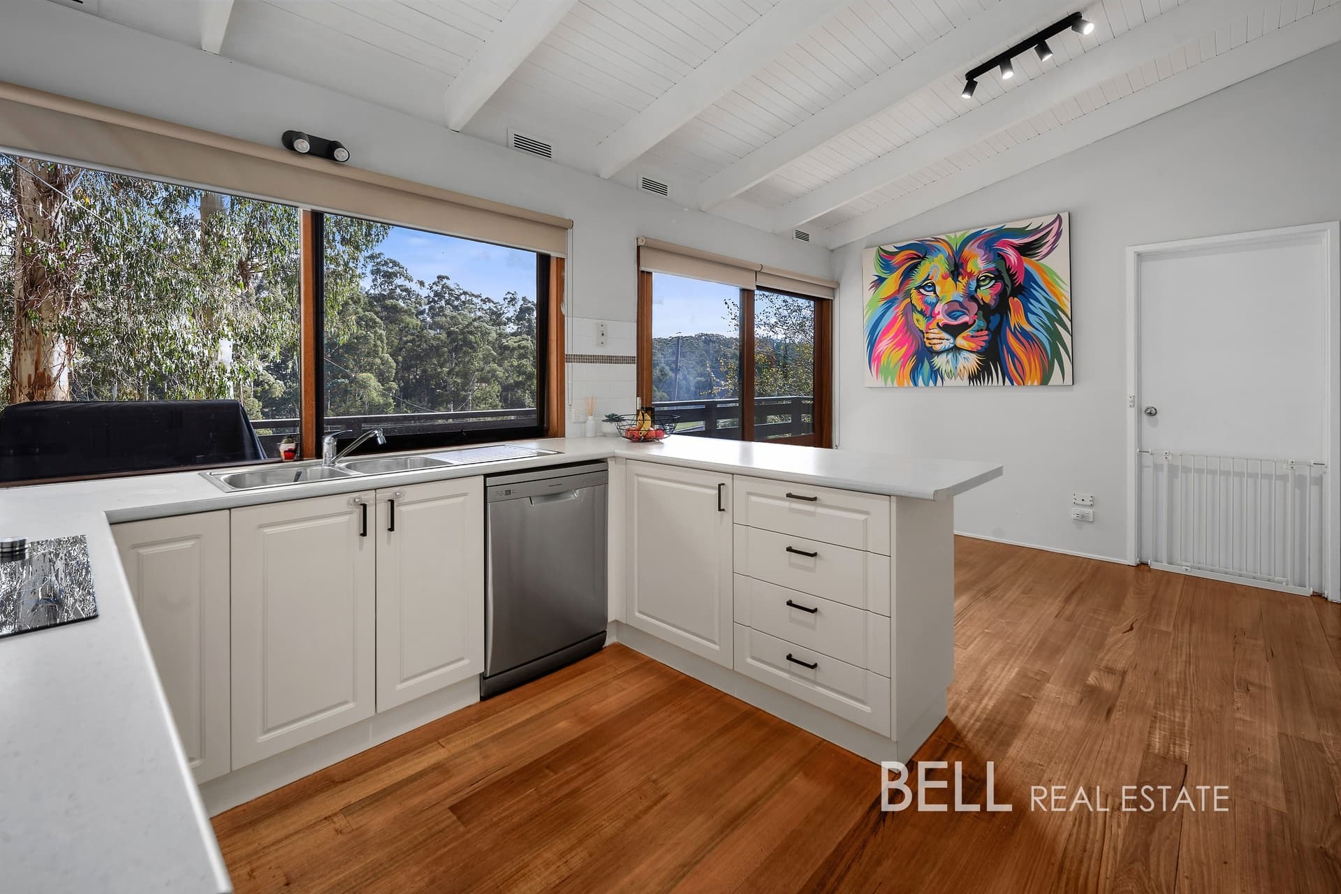 10 Pakenham Road, COCKATOO, Cockatoo - Thumbnail 5