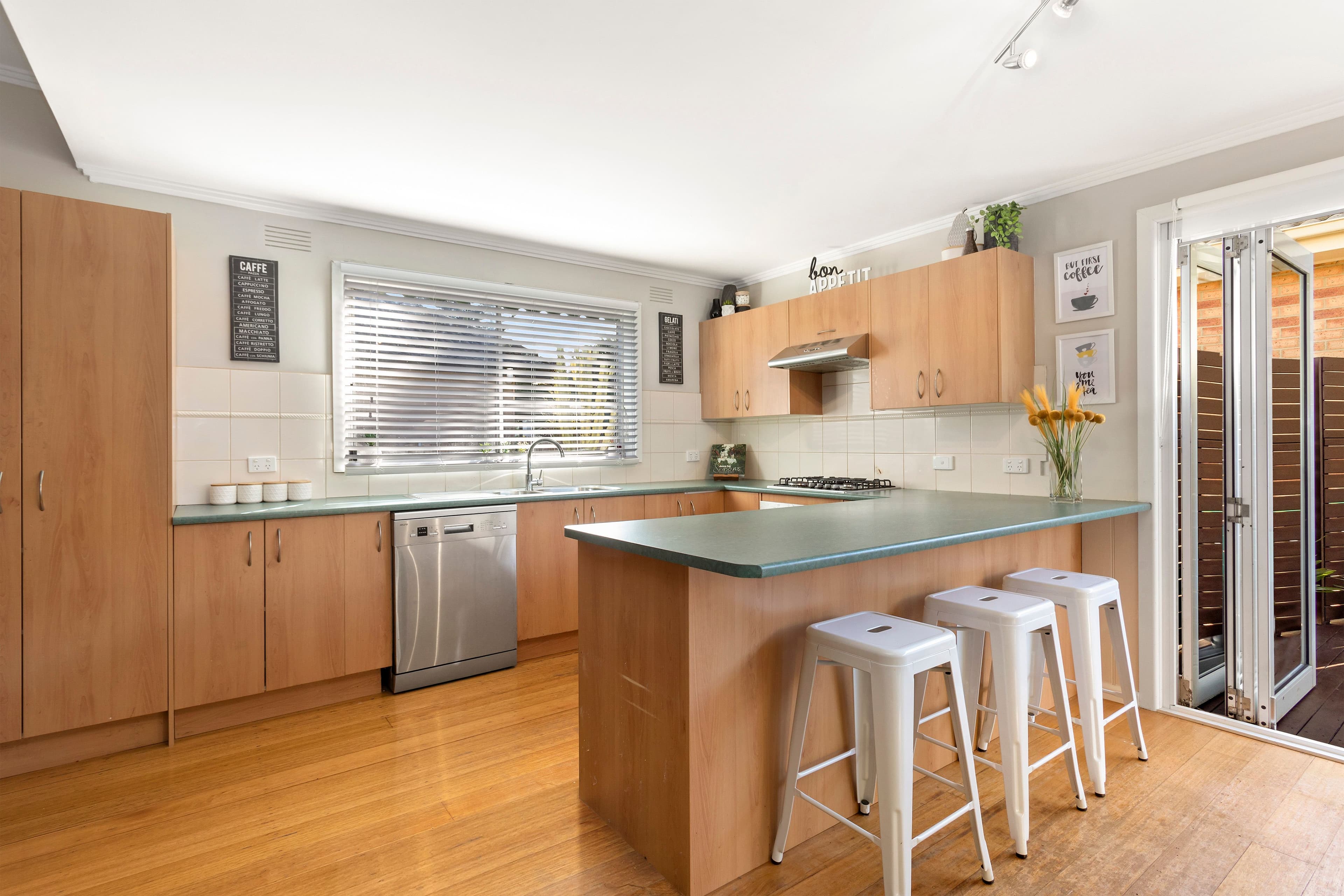 13 Glennie Avenue, Oakleigh South VIC 3167, Oakleigh South - Thumbnail 3