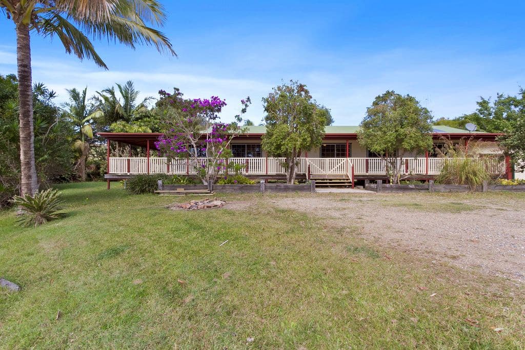 39 Warwick Park Road, Sleepy Hollow - Thumbnail 2