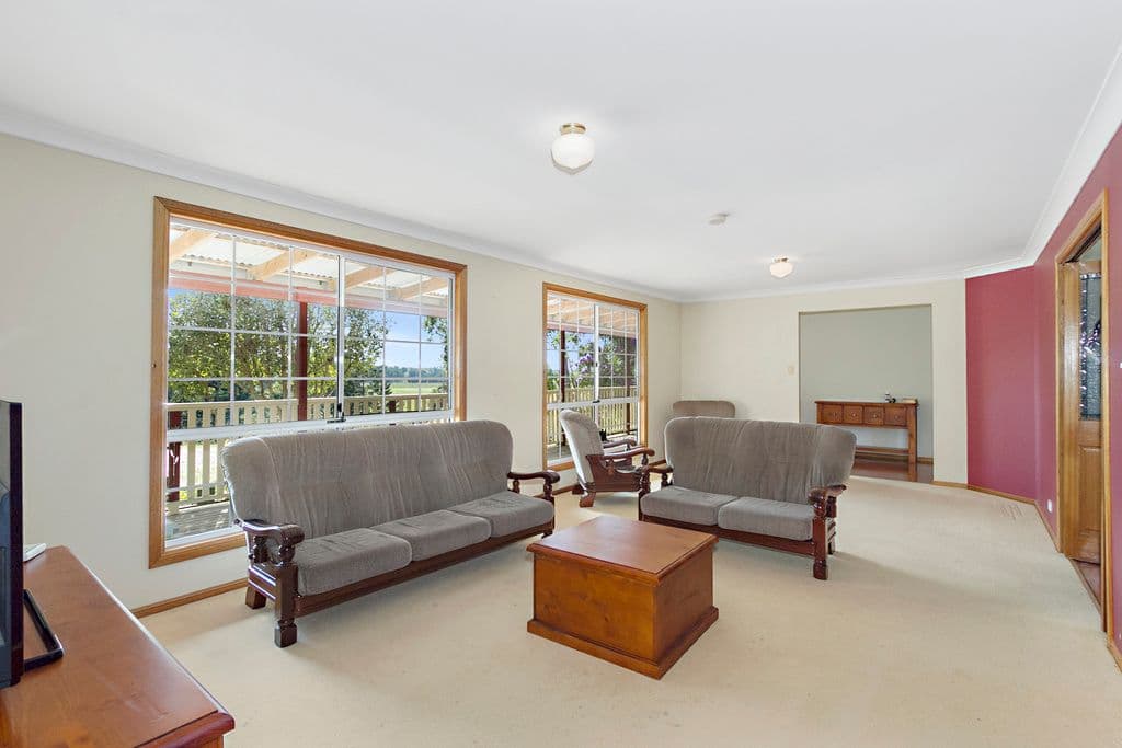 39 Warwick Park Road, Sleepy Hollow - Thumbnail 4