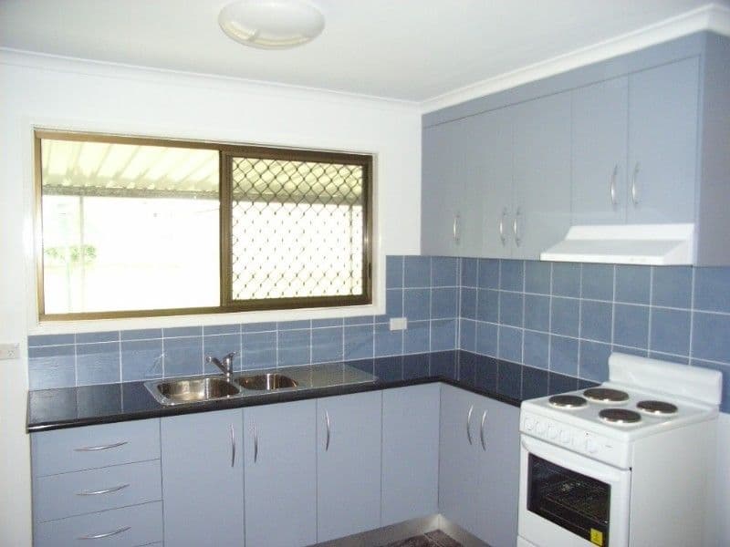 81 Maple Drive, ANDERGROVE QLD 4740, Andergrove - Thumbnail 2