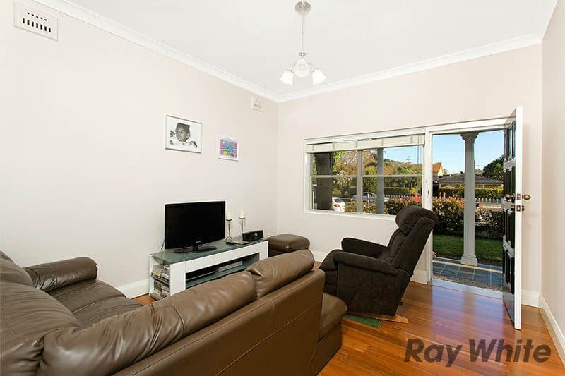 58 Russell Avenue, SANS SOUCI NSW 2219, Sans Souci - Thumbnail 3