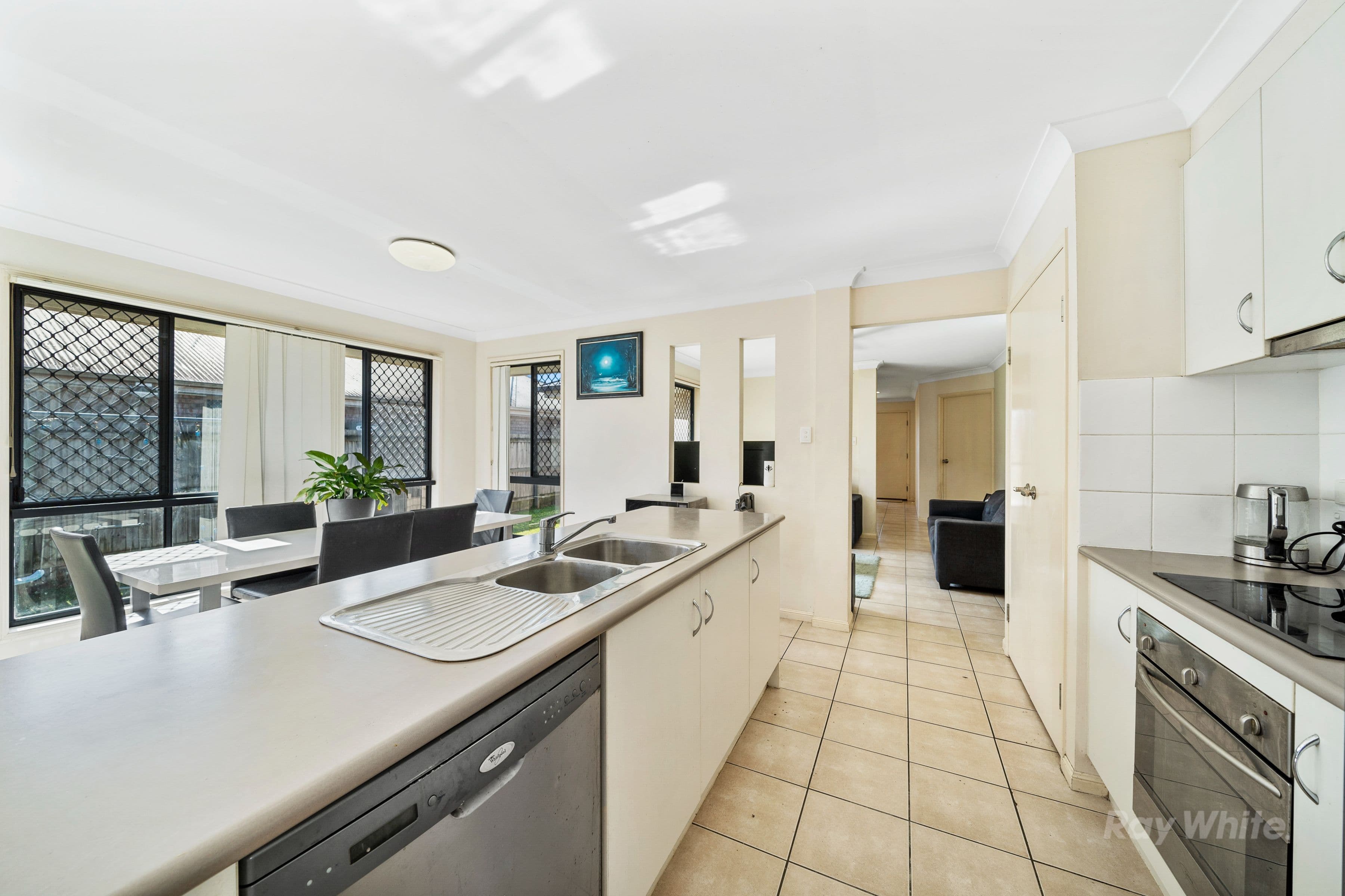 39 Lockyer Place, Crestmead QLD 4132, Crestmead - Thumbnail 6
