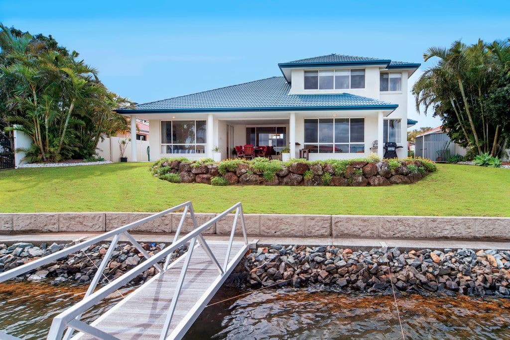 26 Champagne Boulevard, Helensvale QLD 4212, Helensvale - Thumbnail 2