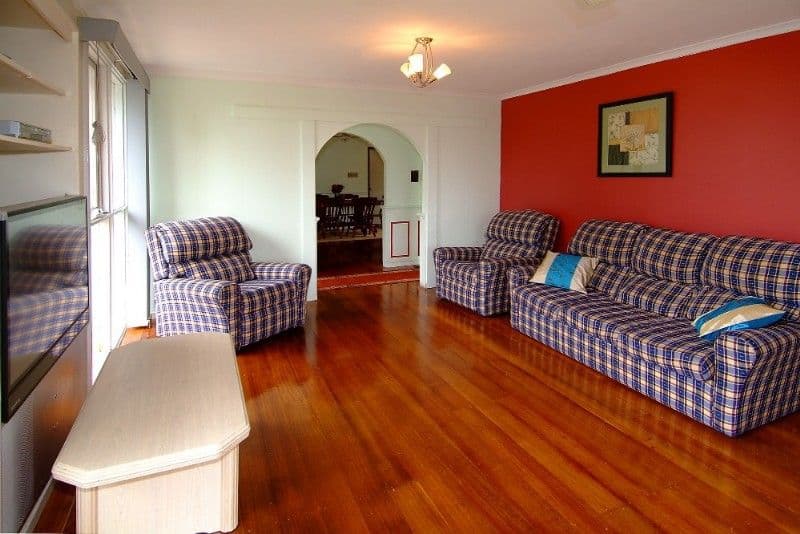 11 Wallara Crescent, BUNDOORA VIC 3083, Bundoora - Thumbnail 2