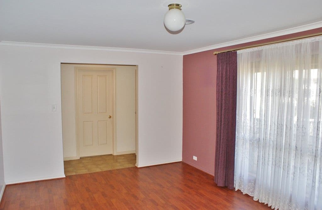 10 Mellor Road, Murray Bridge SA 5253, Murray Bridge - Thumbnail 2