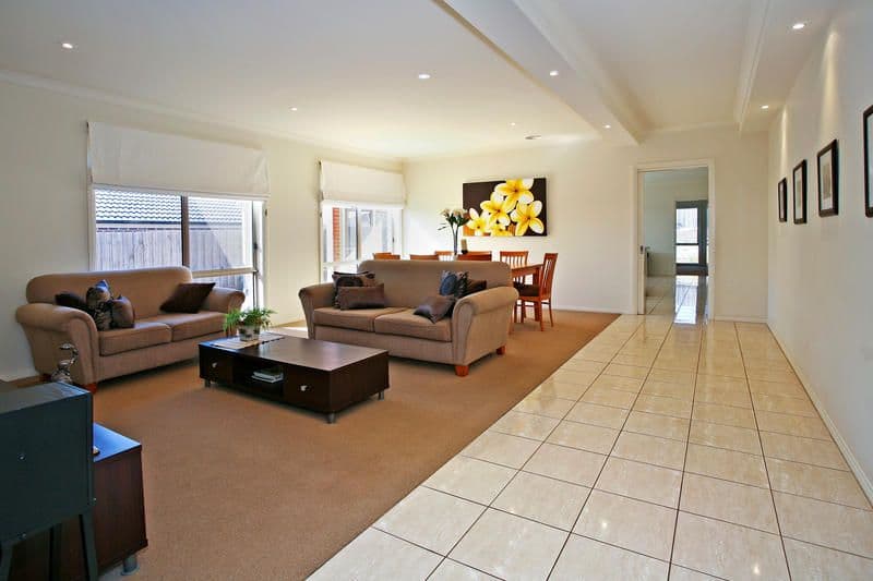 13 Pethajohn Parade, GROVEDALE VIC 3216, Grovedale - Thumbnail 2