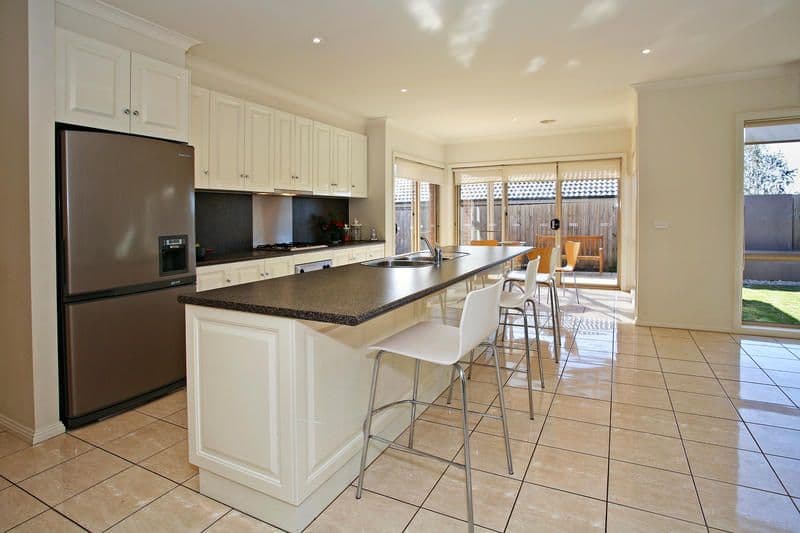 13 Pethajohn Parade, GROVEDALE VIC 3216, Grovedale - Thumbnail 4