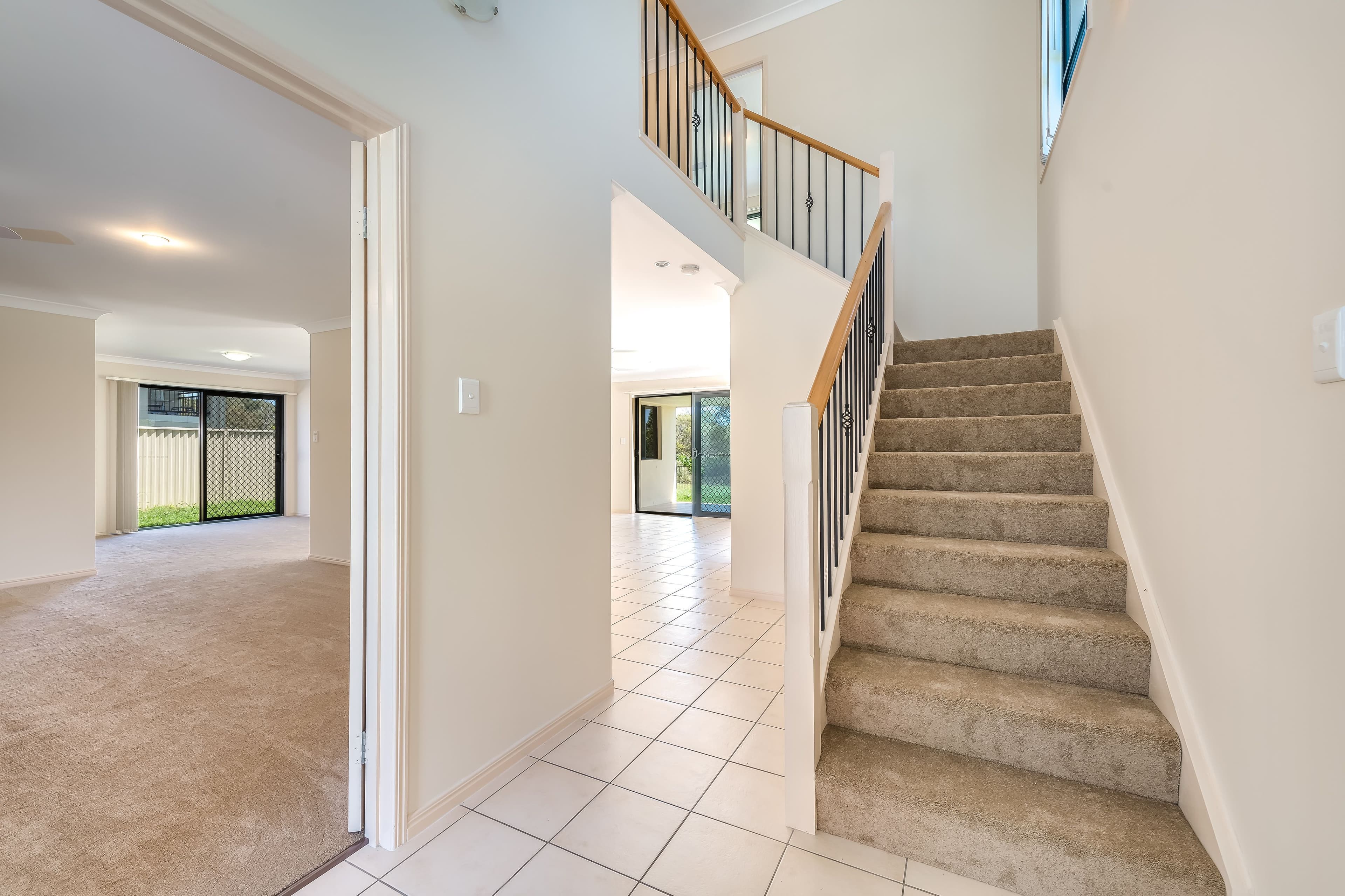 62 Golden Bear Drive, Arundel QLD 4214, Arundel - Thumbnail 7