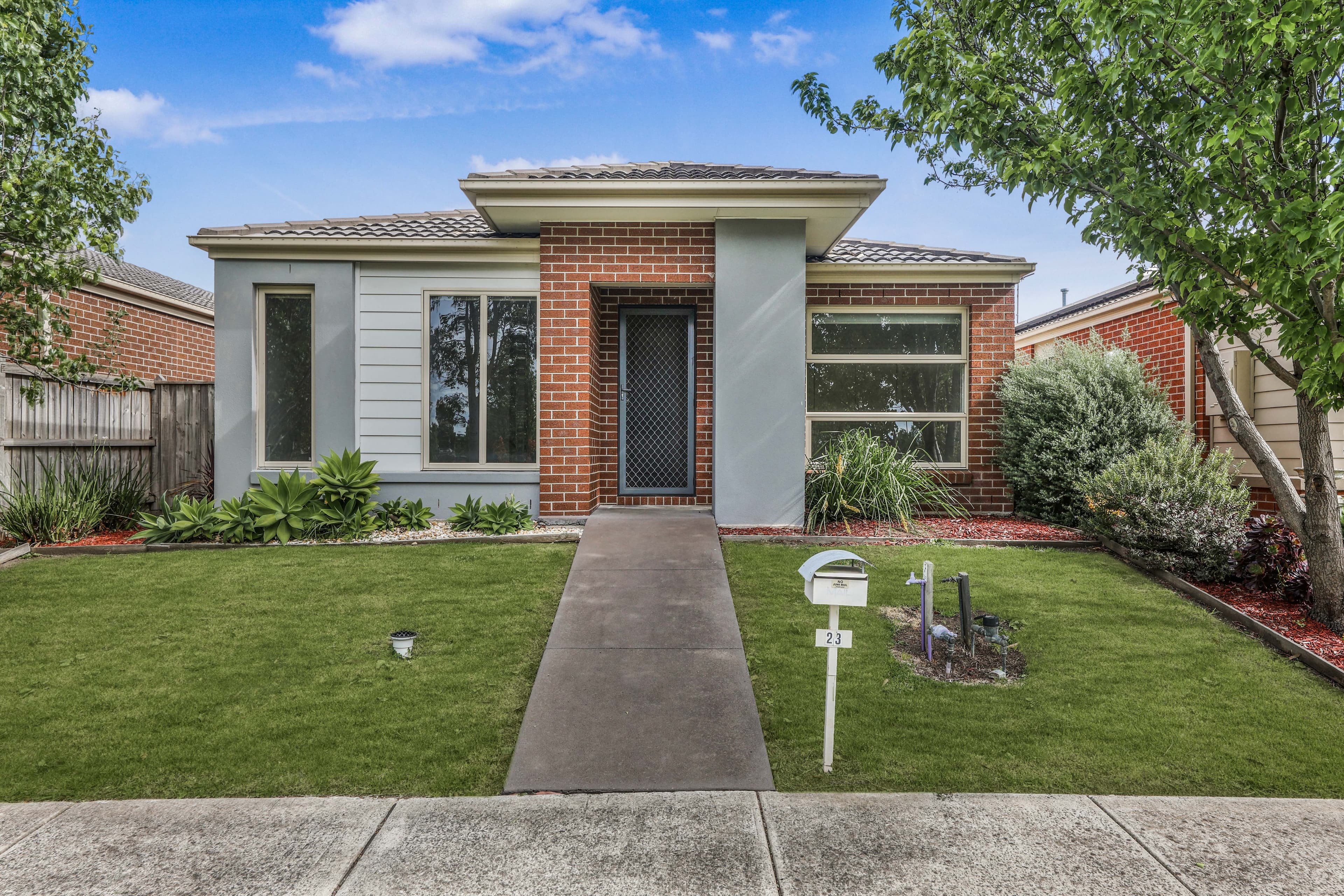 23 Brolin Terrace, Cranbourne North VIC 3977, Cranbourne North - Image 1
