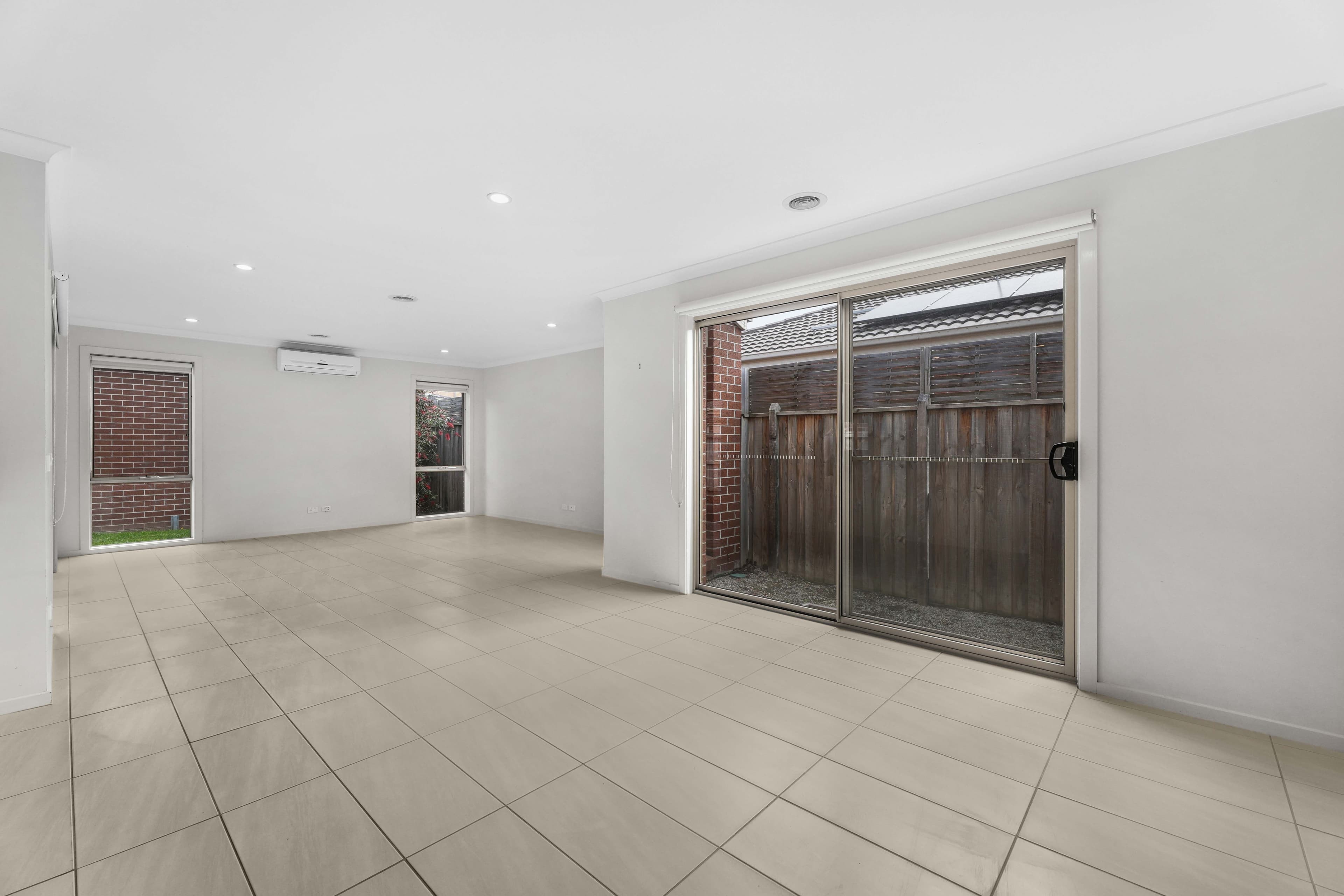23 Brolin Terrace, Cranbourne North VIC 3977, Cranbourne North - Thumbnail 6