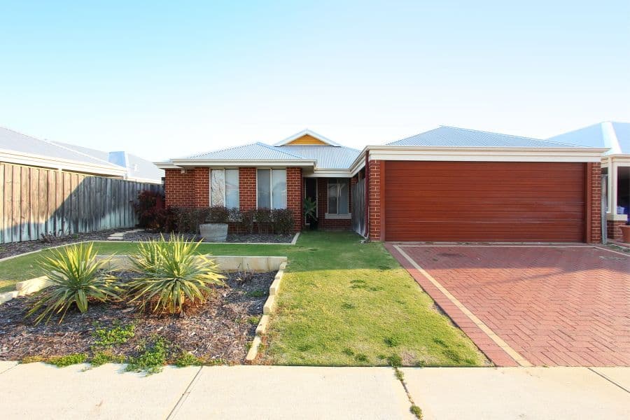 37 Bancombe Crescent, ELLENBROOK WA 6069, Ellenbrook - Thumbnail 2
