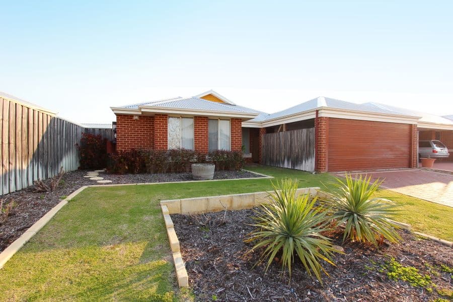 37 Bancombe Crescent, ELLENBROOK WA 6069, Ellenbrook - Thumbnail 3
