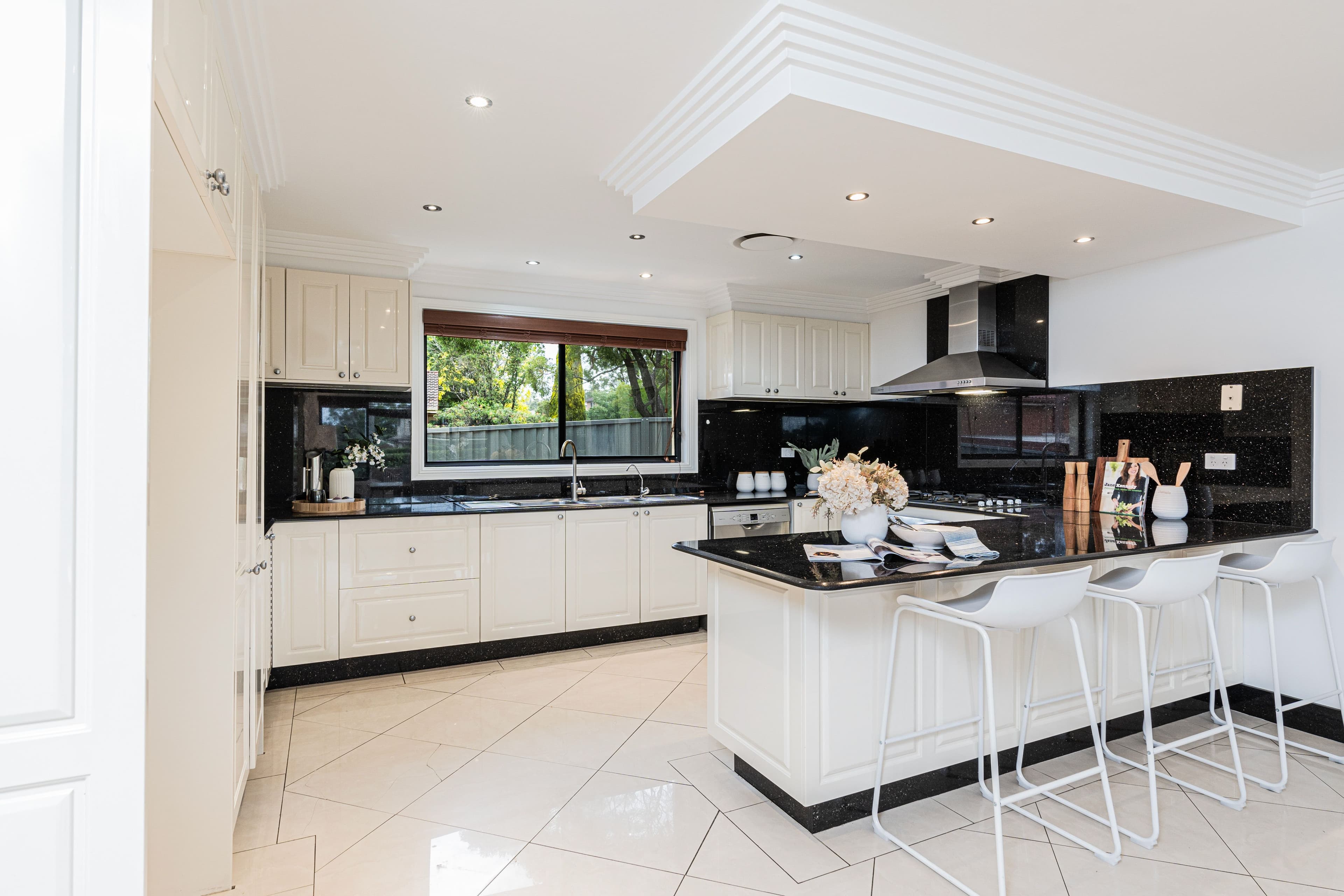 2 Aruma Avenue, Kellyville NSW 2155, Kellyville - Thumbnail 2