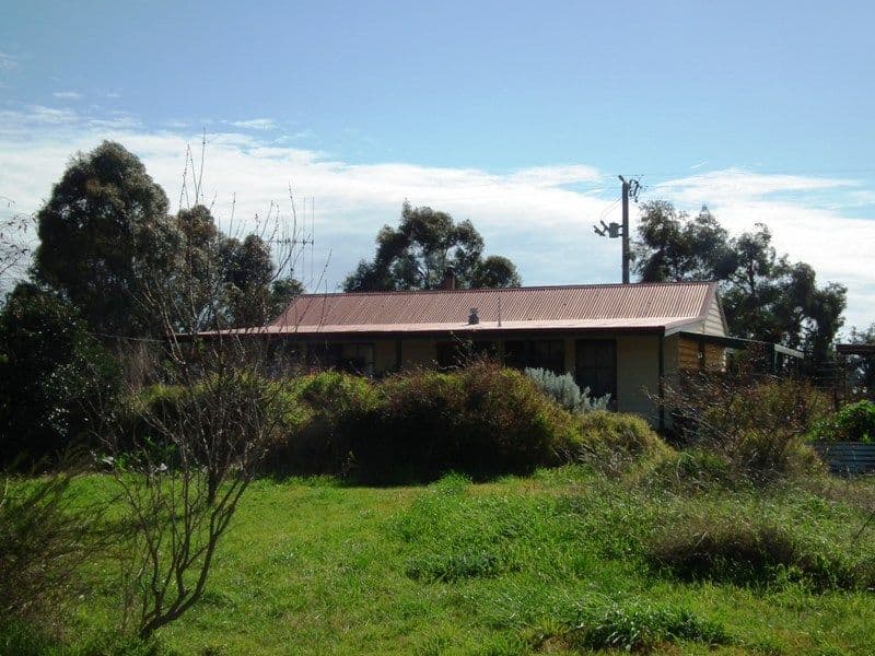 27 Racecourse Road, NAGAMBIE VIC 3608, Nagambie - Image 1