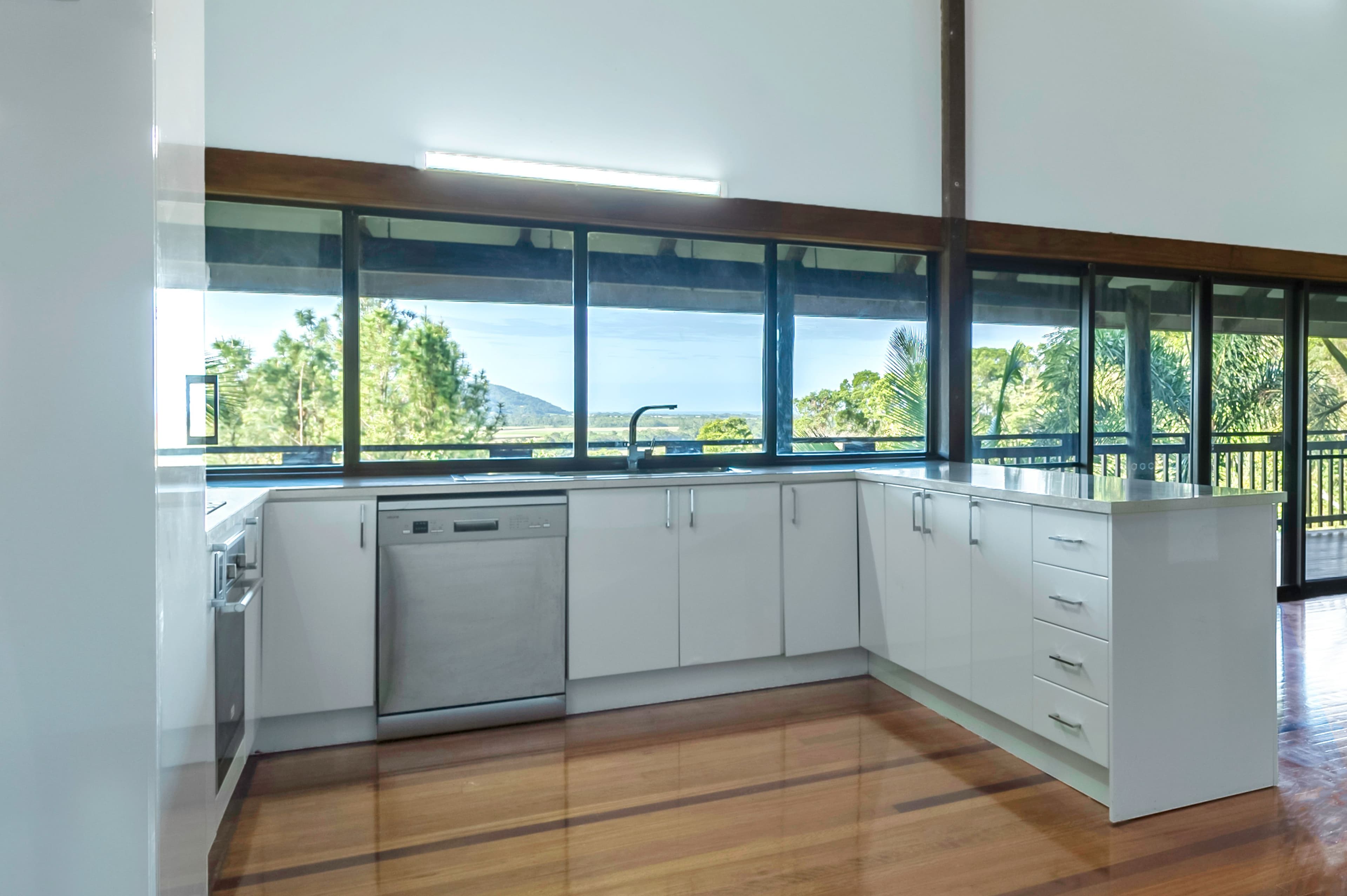 134 Somerset Drive, Miallo QLD 4873, Miallo - Thumbnail 4