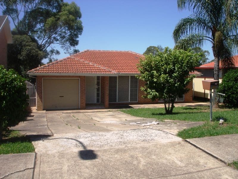 4 Kinghorne Road, BONNYRIGG HEIGHTS NSW 2177, Bonnyrigg Heights - Thumbnail 2