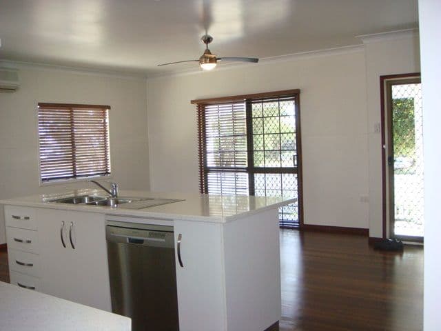 5 O'Keefe Street, WEST MACKAY QLD 4740, West Mackay - Thumbnail 3