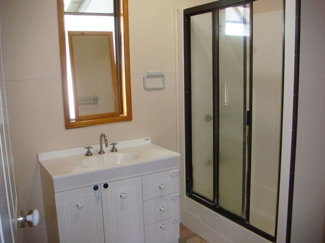 5 O'Keefe Street, WEST MACKAY QLD 4740, West Mackay - Thumbnail 4