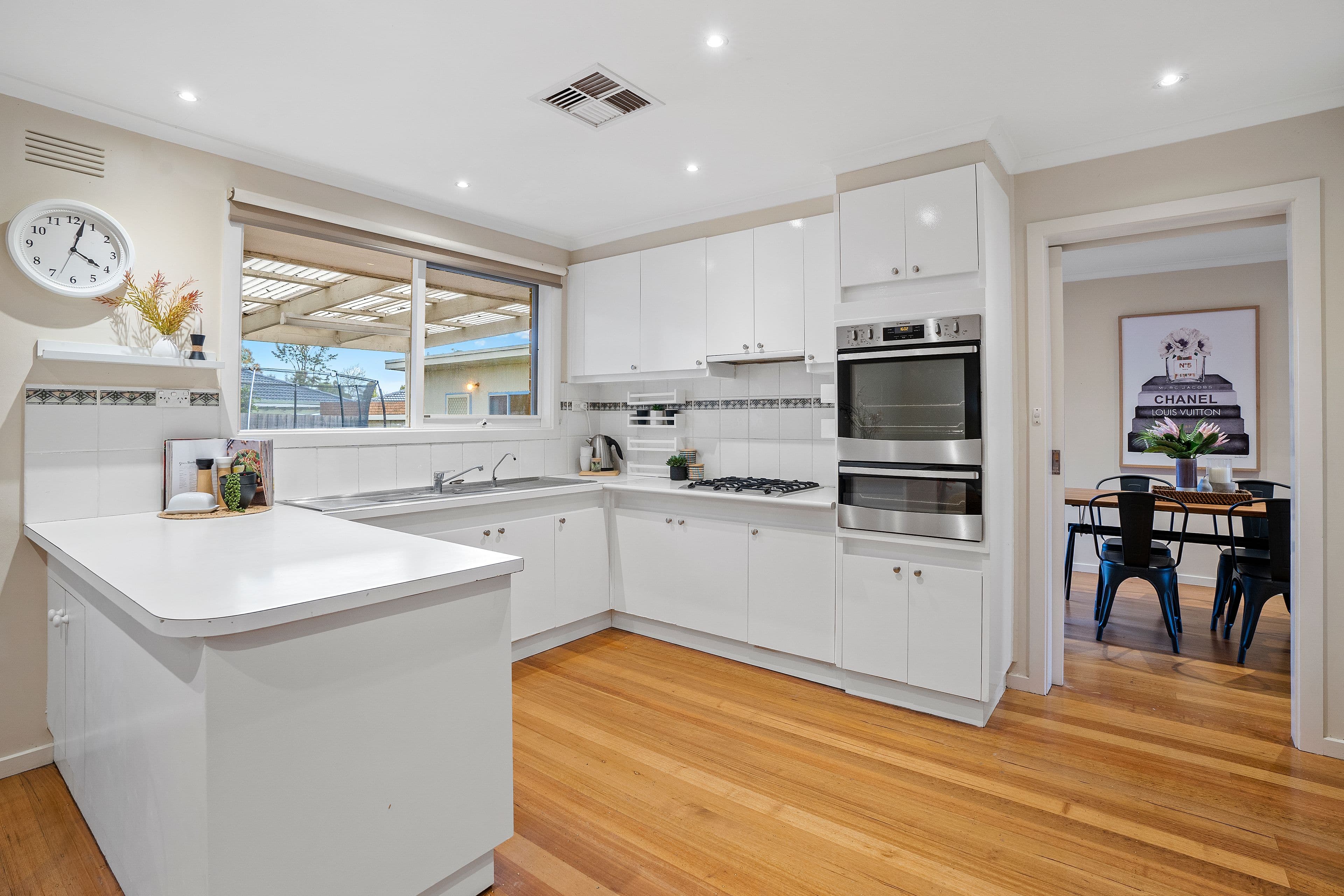 5 Riding Way, Ferntree Gully VIC 3156, Ferntree Gully - Thumbnail 2