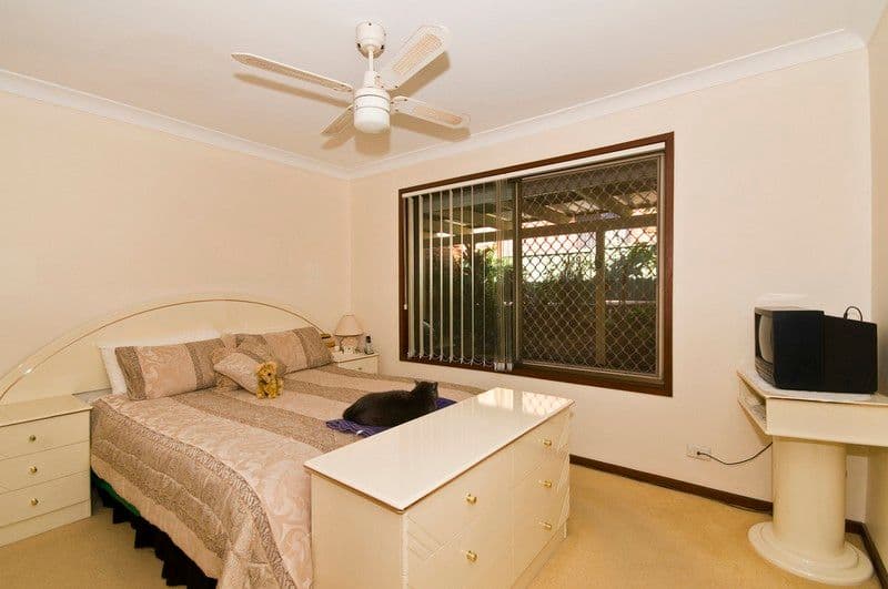 18 Murtha Drive, ELANORA QLD 4221, Elanora - Thumbnail 5