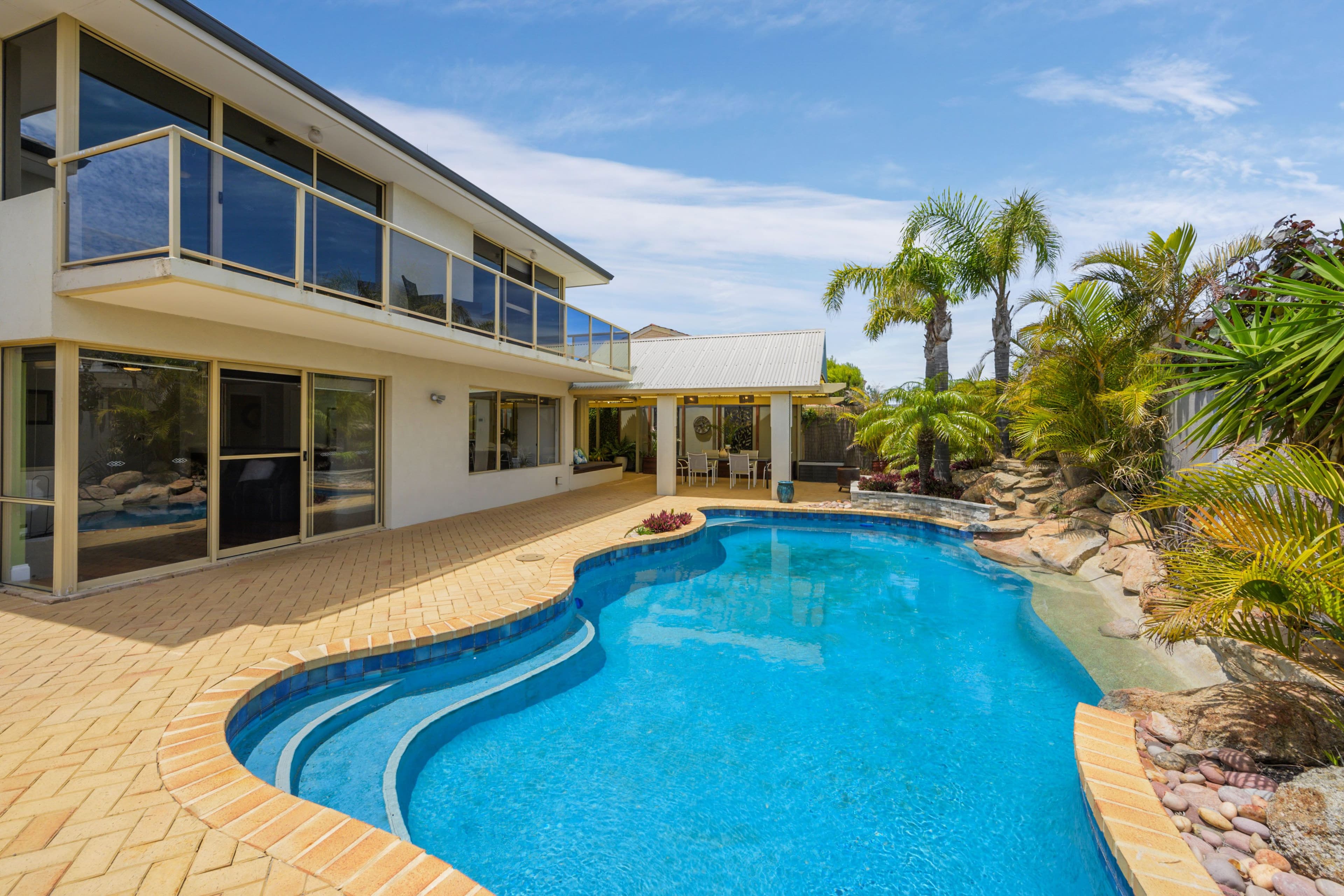 133 Castlecrag Drive, Kallaroo WA 6025, Kallaroo - Thumbnail 2