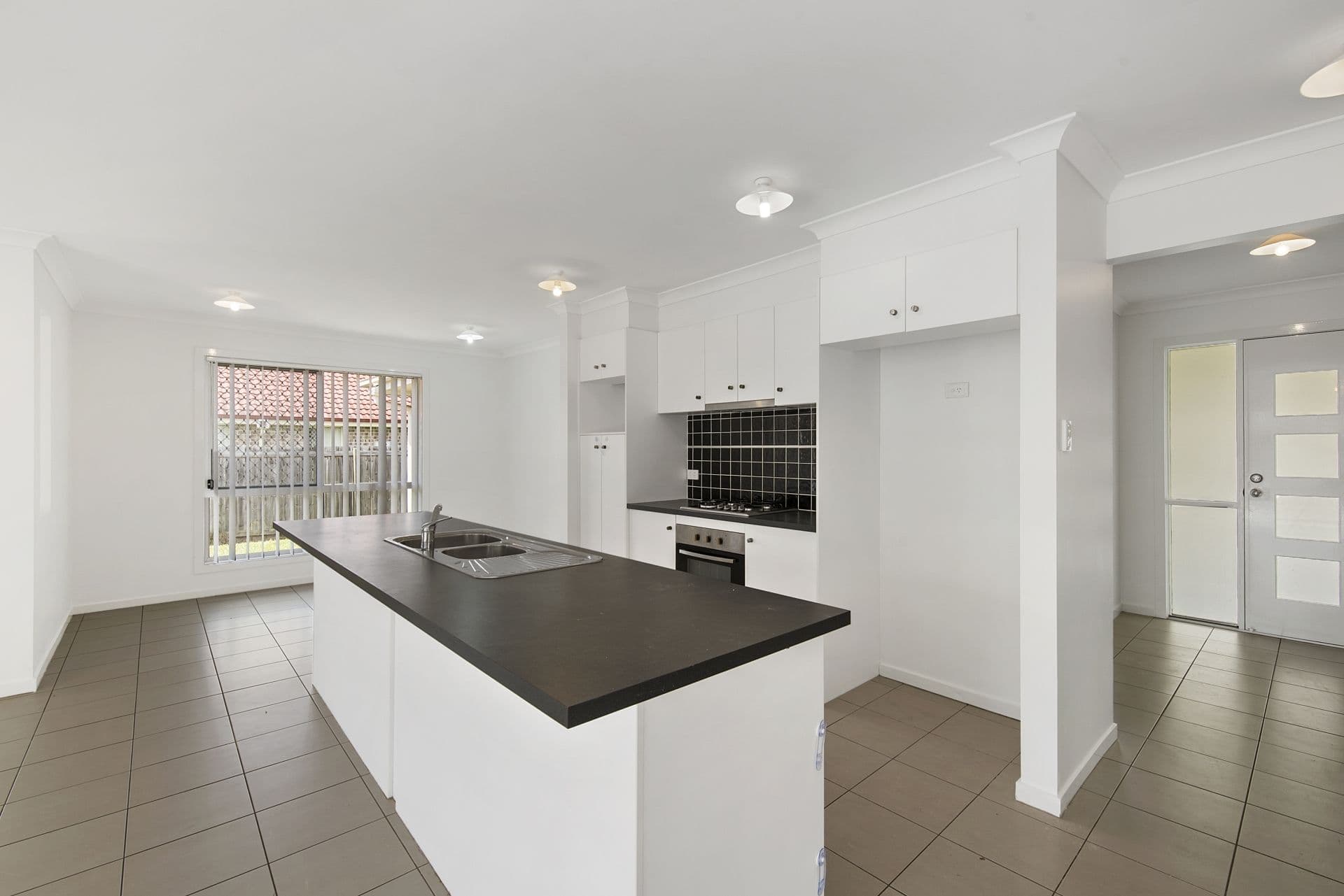 6 Tara Grove, Bellmere QLD 4510, Bellmere - Thumbnail 3