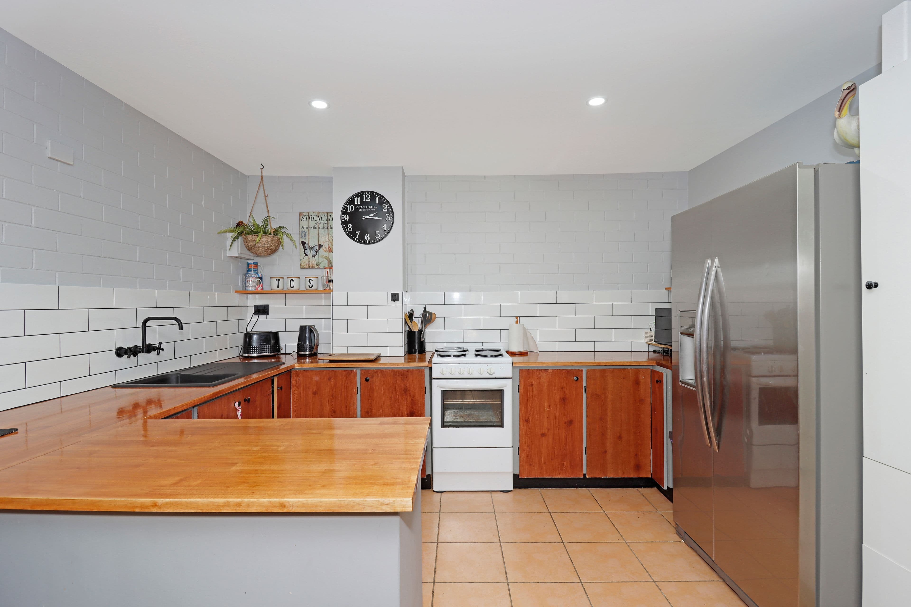 479 Esplanade, Torquay QLD 4655, Torquay - Thumbnail 3