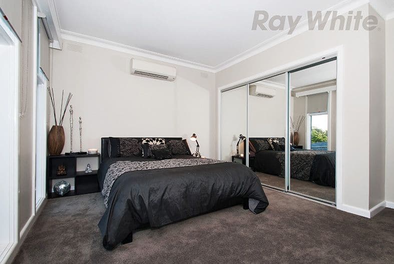 34 MOORE Avenue, Croydon VIC 3136, Croydon - Thumbnail 8
