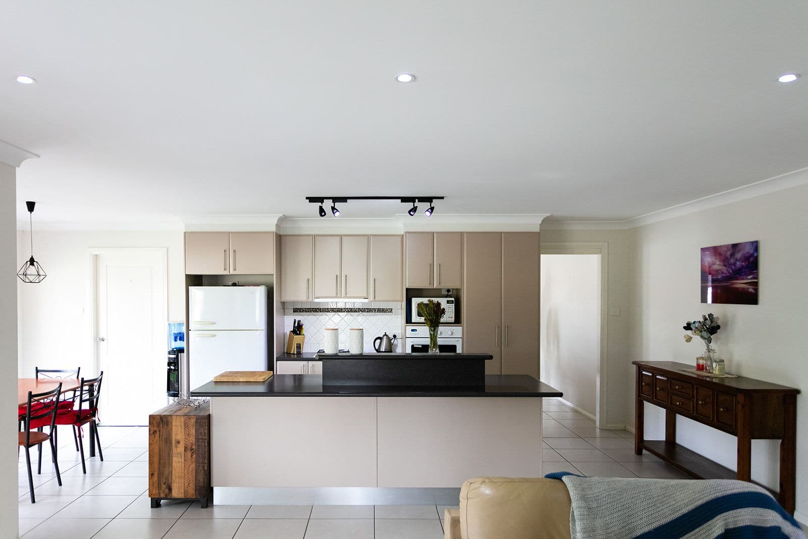 29 Brooklands Drive, Orange - Thumbnail 4