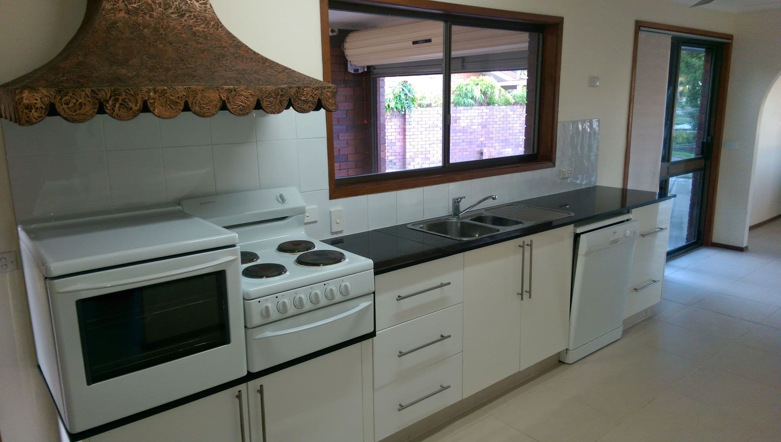 13 O'Grady Drive, Paradise Point QLD 4216, Paradise Point - Thumbnail 8