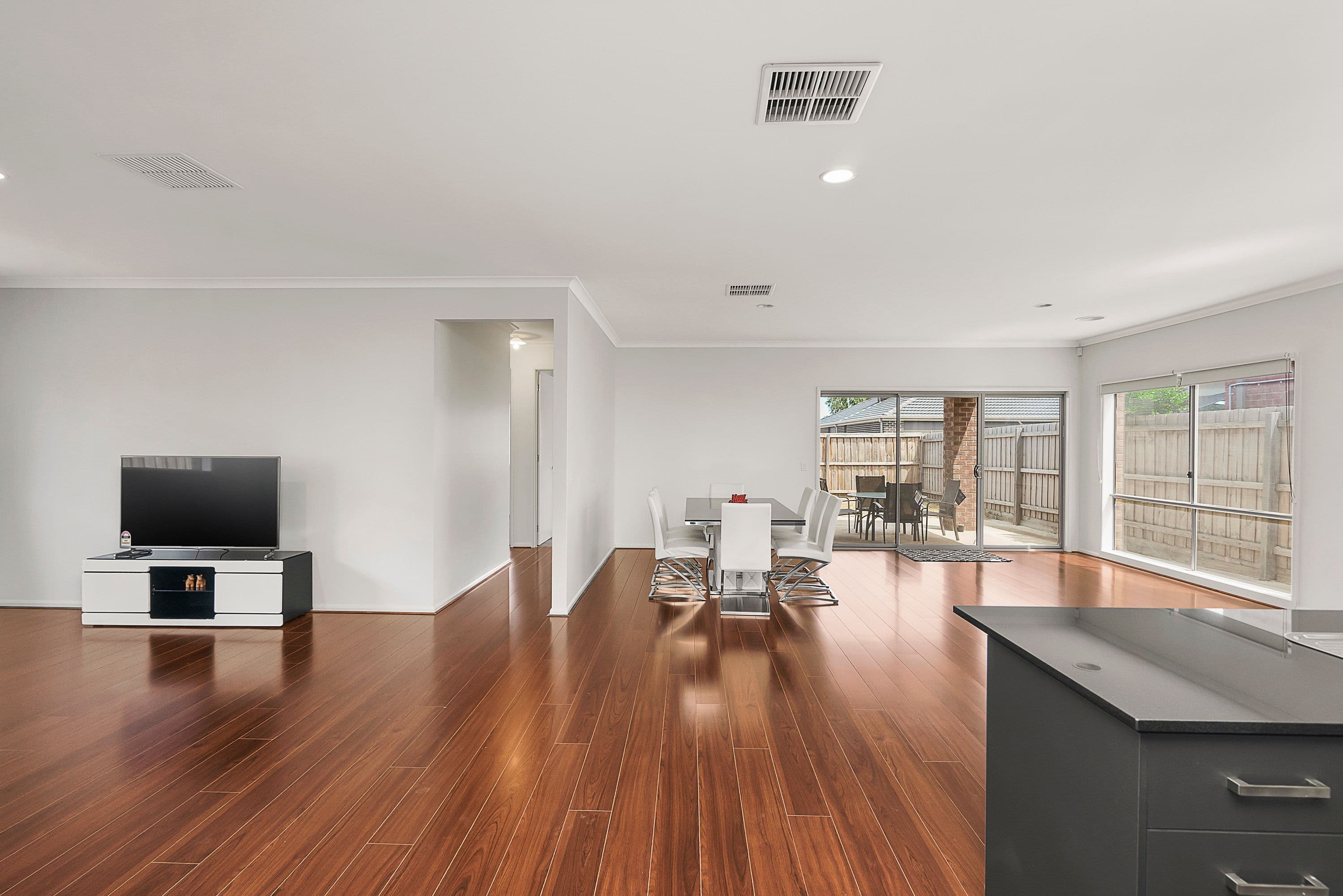 11 Ironwood Drive, Point Cook VIC 3030, Point Cook - Thumbnail 4