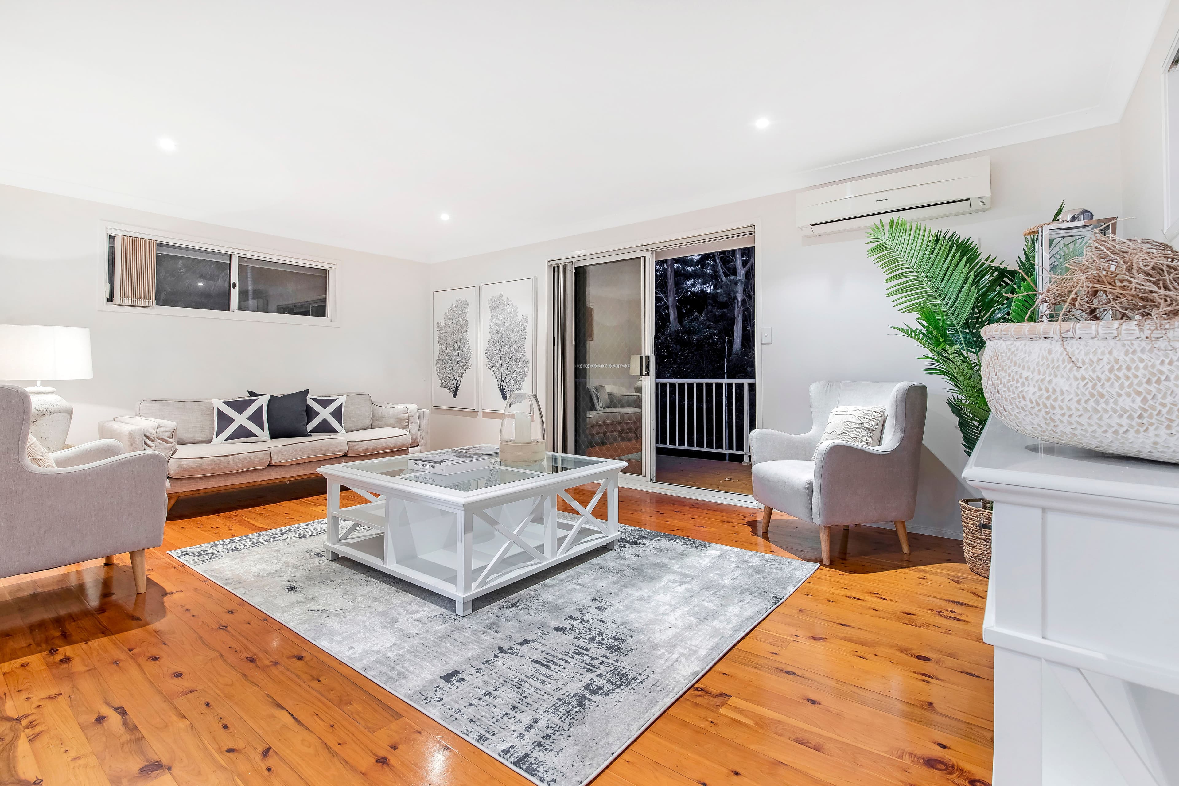 13 Thames Drive, Erina NSW 2250, Erina - Thumbnail 2